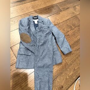 H&M boys dress suit 5-6yo